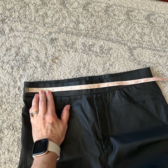 JODIFL Womens Leather-like Black Pants Medium Lightweight Skinny Holiday - Picture 4 of 9